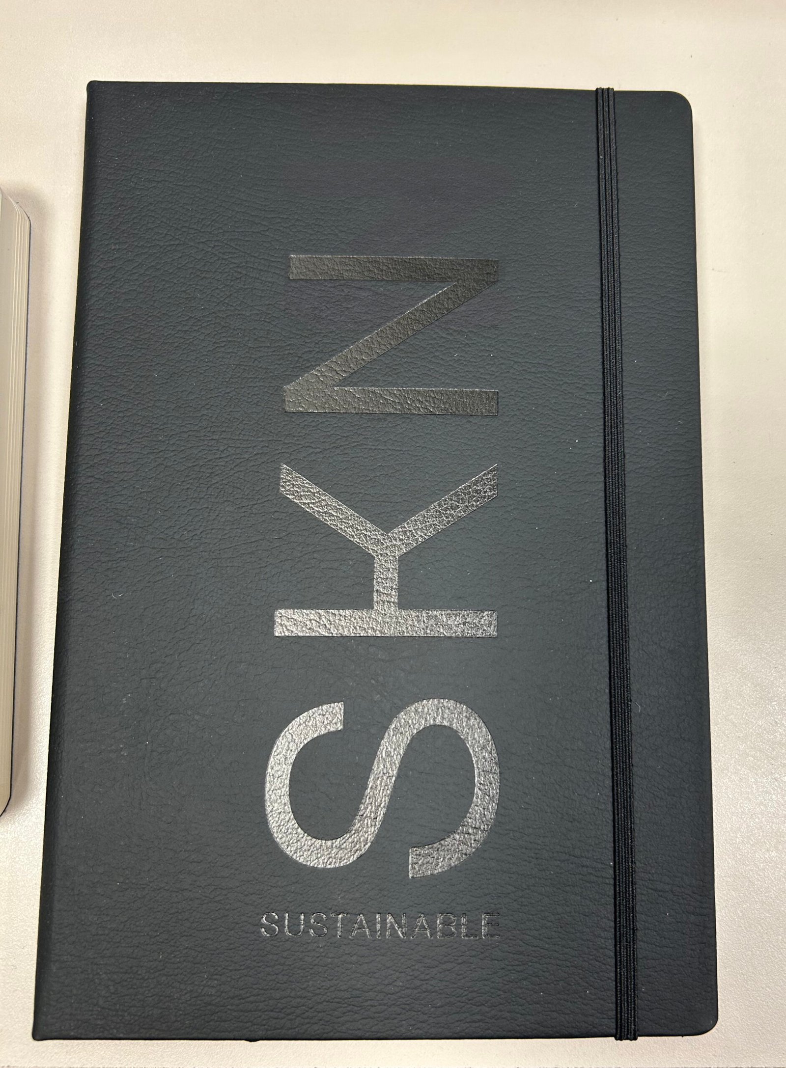 Recycled leather•Old - Image 2